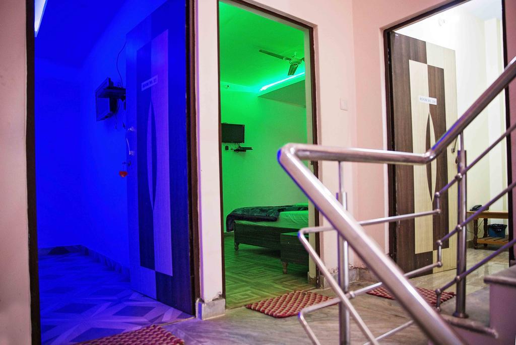 Oyo 14664 Assi River Guest House Varanasi Ngoại thất bức ảnh