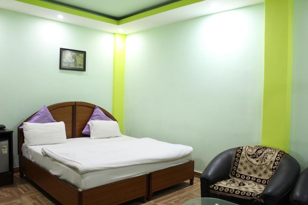 Oyo 14664 Assi River Guest House Varanasi Ngoại thất bức ảnh