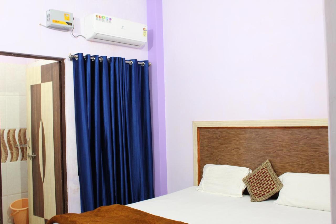 Oyo 14664 Assi River Guest House Varanasi Ngoại thất bức ảnh